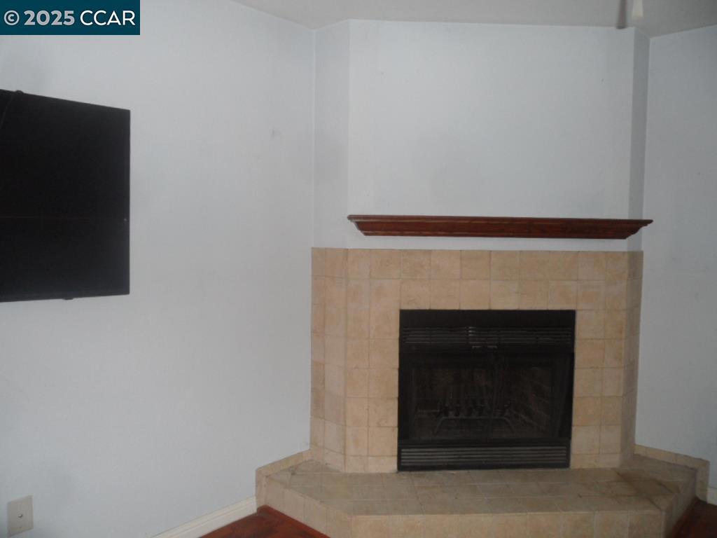 MUIR MANOR - Residential