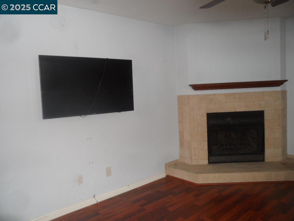 MUIR MANOR - Residential