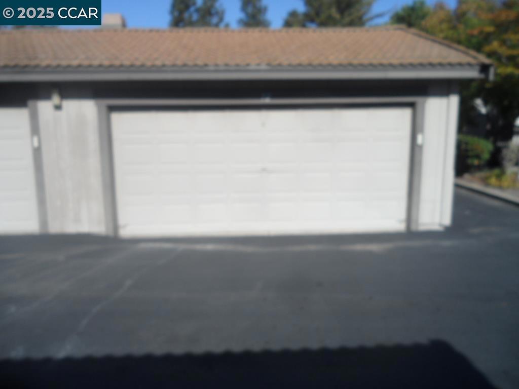 MUIR MANOR - Residential