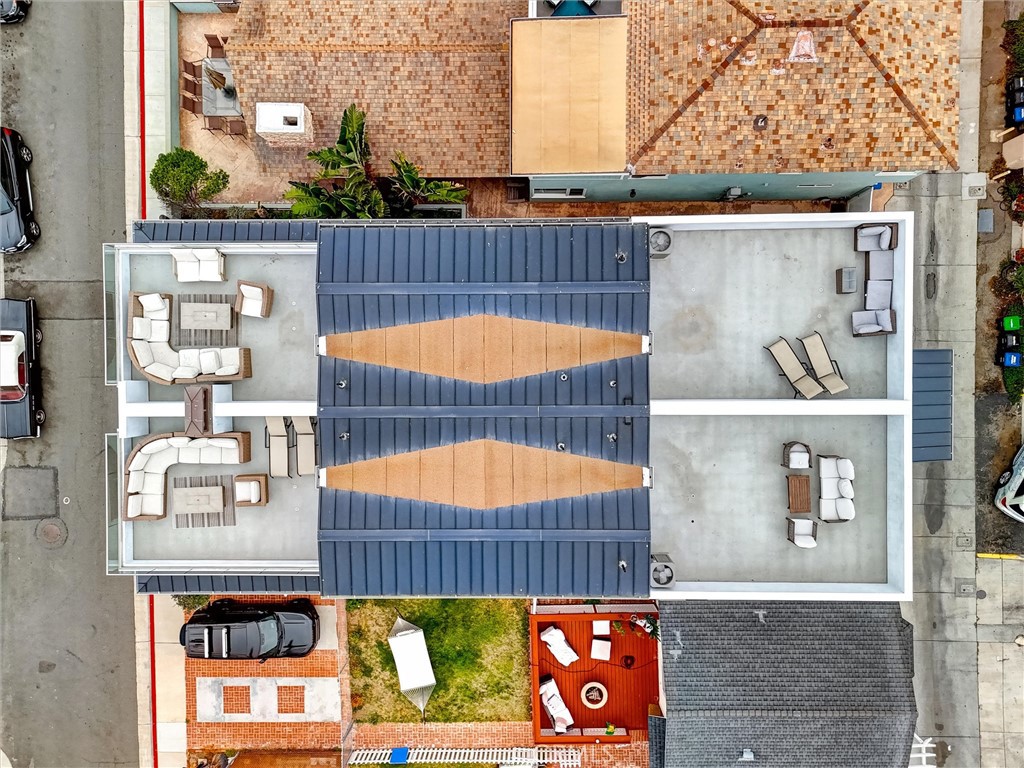 West Newport Beach (WSNB) - Residential Income