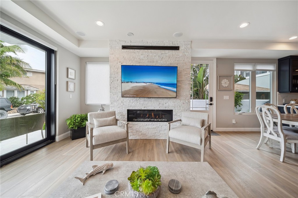 West Newport Beach (WSNB) - Residential Income