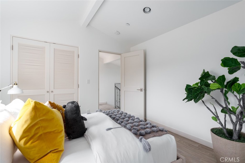 Corona del Mar South of PCH (CDMS) - Residential Lease