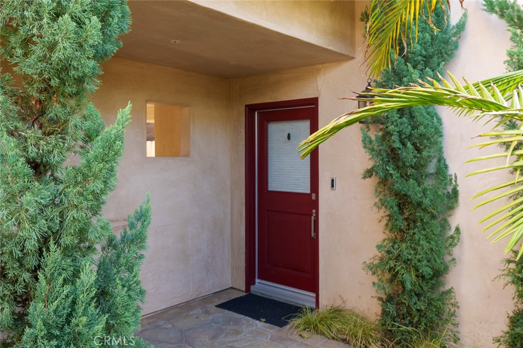 Corona del Mar South of PCH (CDMS) - Residential Lease