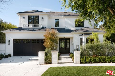 427 N Bundy Drive Los Angeles CA 90049