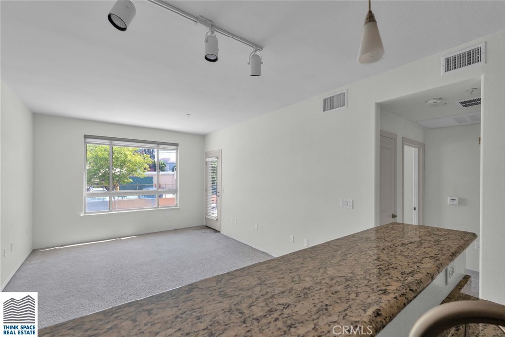 100 S Alameda Street 162