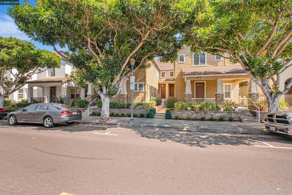 Affordable Homeownership Opportunity! This 2-bedroom, 2-bath, 1,159 sq. ft. home with an attached garage is part of the City of Hayward’s Below Market Rate (BMR) program. Bright living spaces, a private primary suite, and a convenient location near shopping, dining, and commuter routes. Available exclusively to qualified buyers who meet program requirements. No investors.