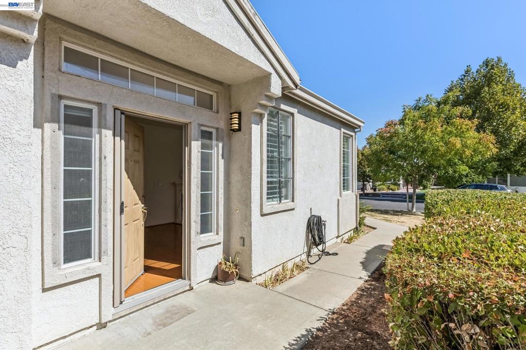401 Edgewood Dr