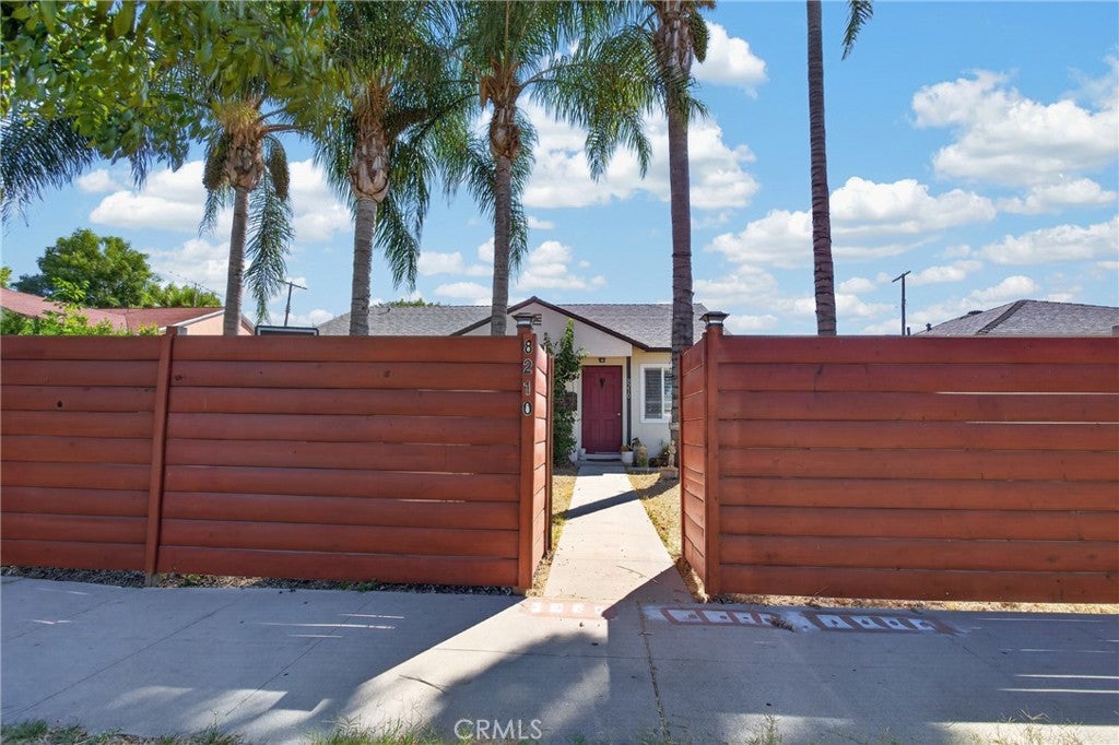 8210 White Oak Avenue