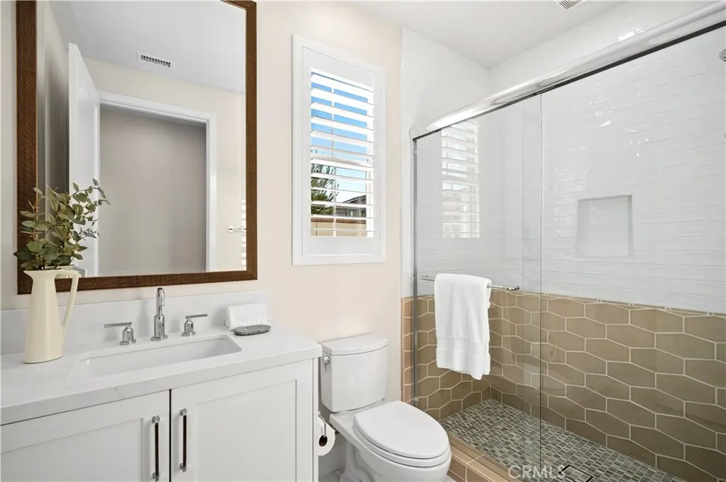 Irvine, California 92618, United States, 4 Bedrooms Bedrooms, ,5 BathroomsBathrooms,Residential,Active,171385