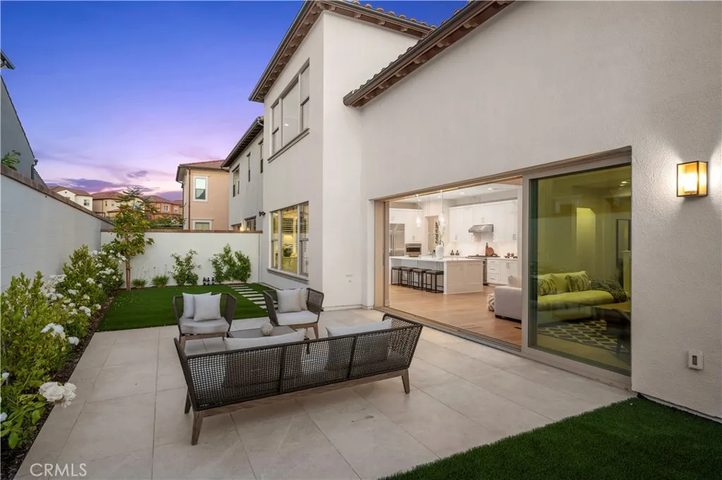 Irvine, California 92618, United States, 4 Bedrooms Bedrooms, ,5 BathroomsBathrooms,Residential,Active,171385