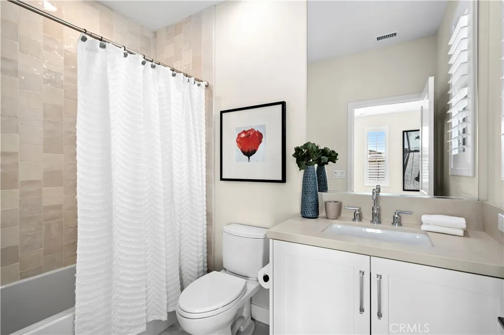 Irvine, California 92618, United States, 4 Bedrooms Bedrooms, ,5 BathroomsBathrooms,Residential,Active,171385