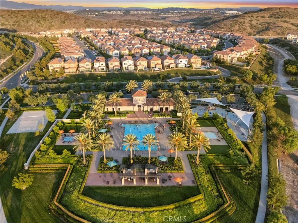 Irvine, California 92618, United States, 4 Bedrooms Bedrooms, ,5 BathroomsBathrooms,Residential,Active,171385