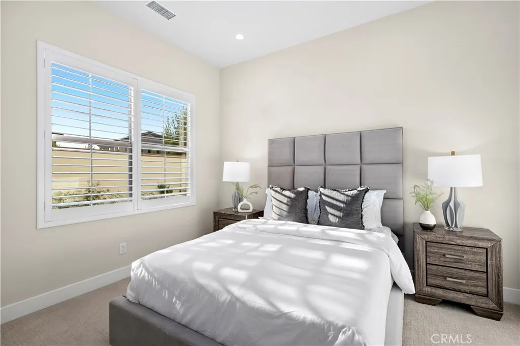 Irvine, California 92618, United States, 4 Bedrooms Bedrooms, ,5 BathroomsBathrooms,Residential,Active,171385