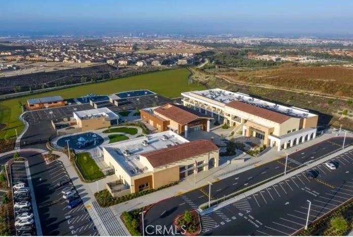 Irvine, California 92618, United States, 4 Bedrooms Bedrooms, ,5 BathroomsBathrooms,Residential,Active,171385