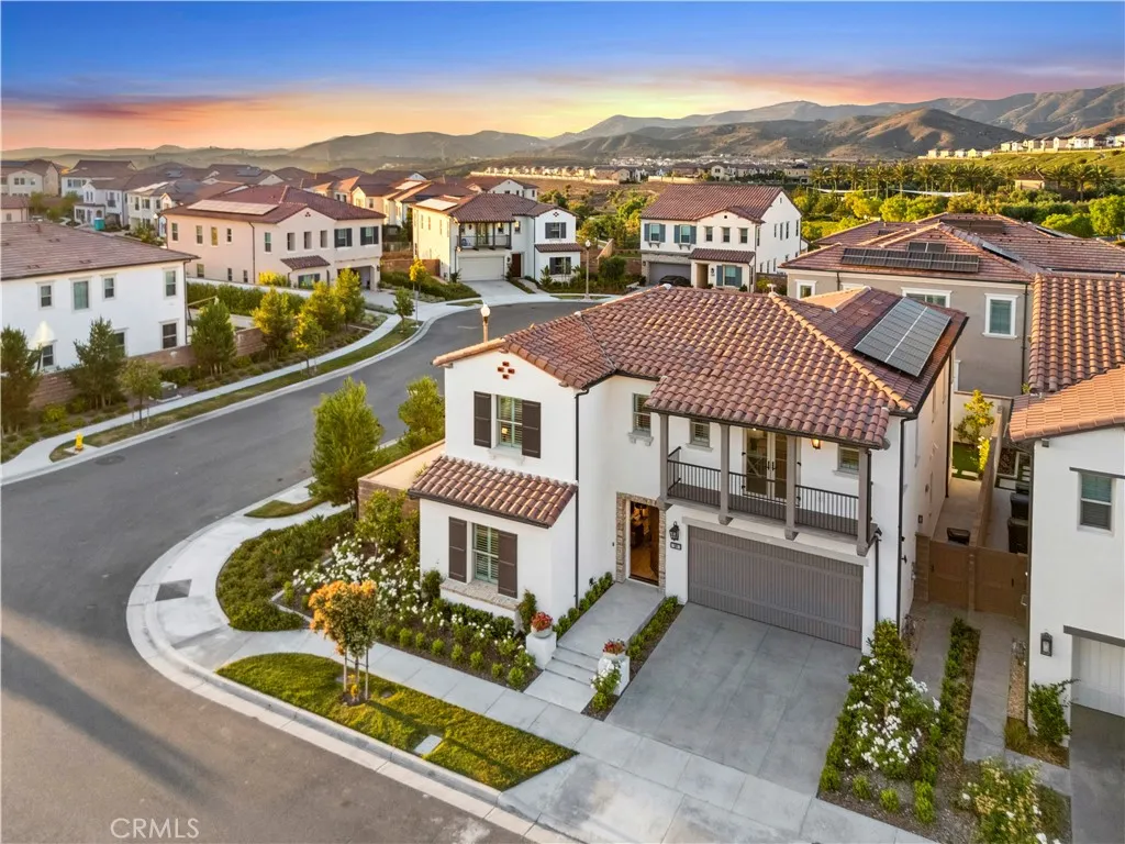 Irvine, California 92618, United States, 4 Bedrooms Bedrooms, ,5 BathroomsBathrooms,Residential,Active,171385