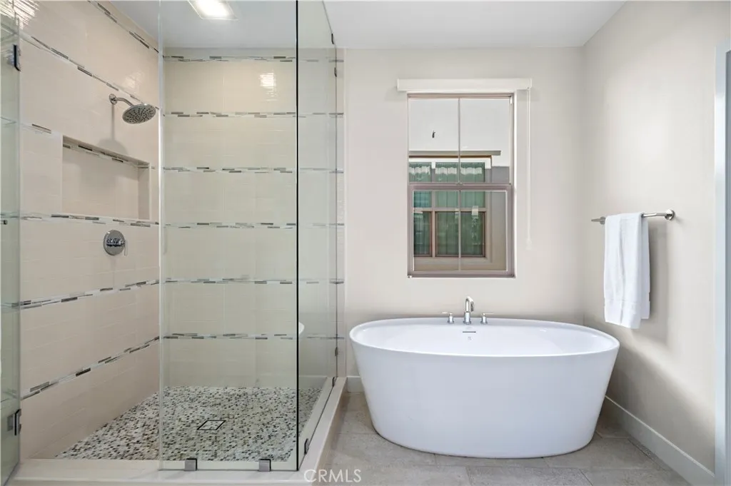 Irvine, California 92618, United States, 4 Bedrooms Bedrooms, ,5 BathroomsBathrooms,Residential,Active,171385