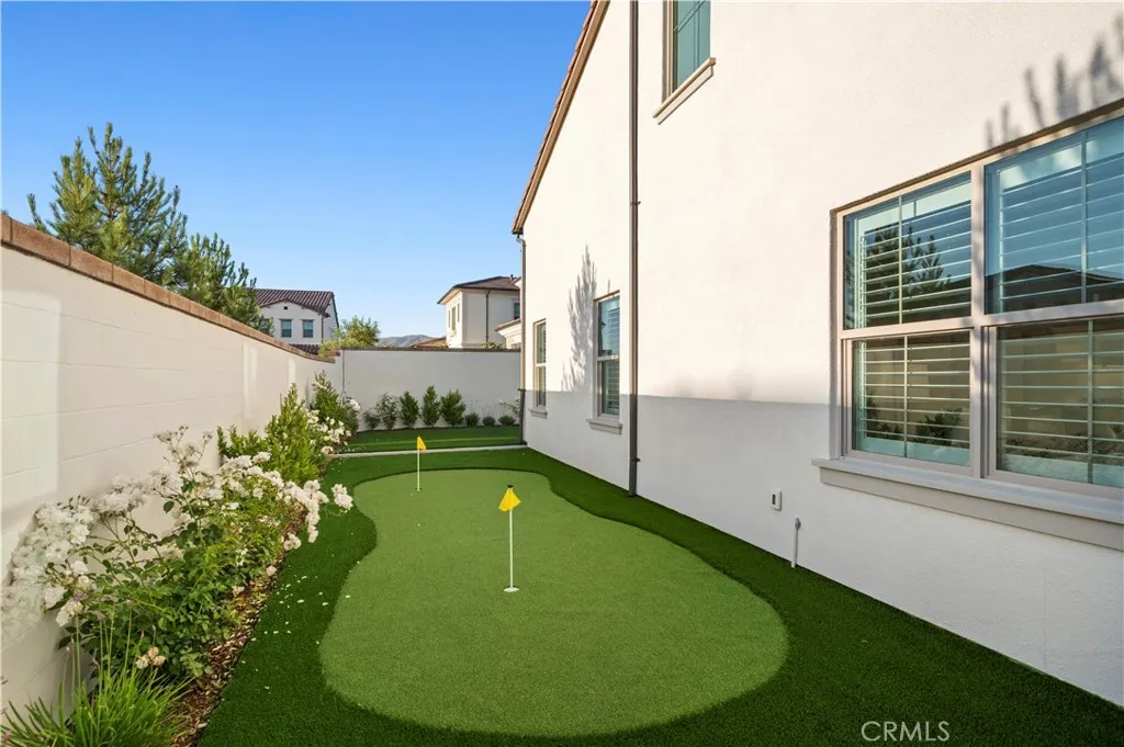 Irvine, California 92618, United States, 4 Bedrooms Bedrooms, ,5 BathroomsBathrooms,Residential,Active,171385