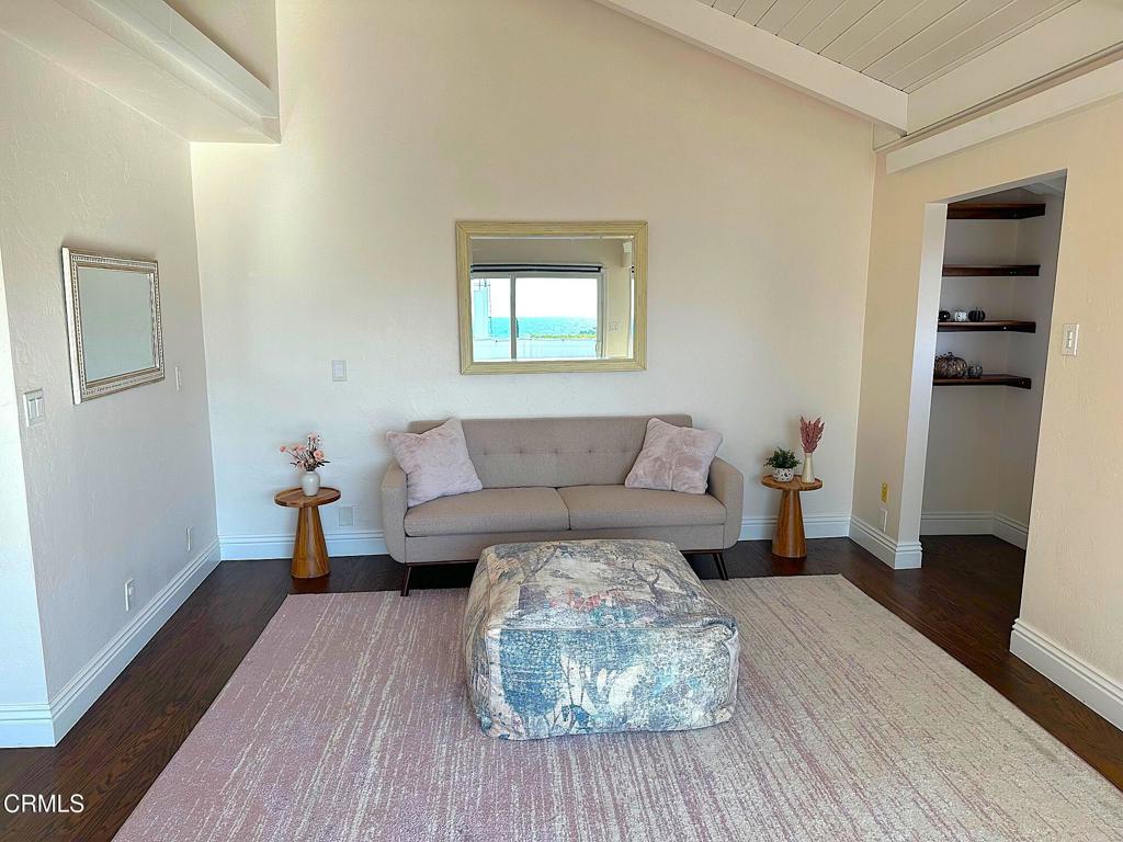 Pierpont/Ocean Front - 0276 - Residential