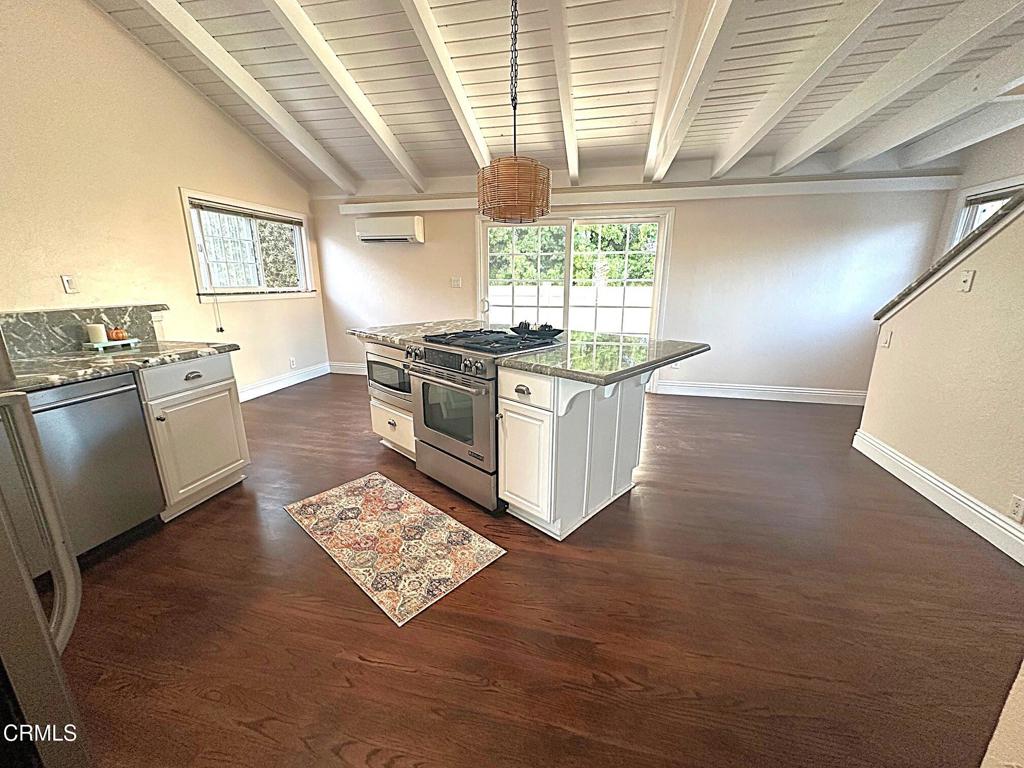 Pierpont/Ocean Front - 0276 - Residential