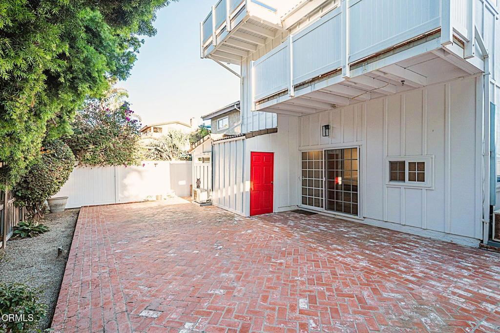 Pierpont/Ocean Front - 0276 - Residential