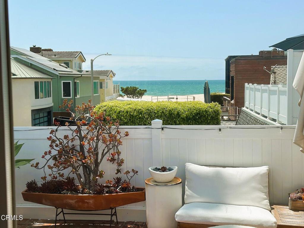 Pierpont/Ocean Front - 0276 - Residential