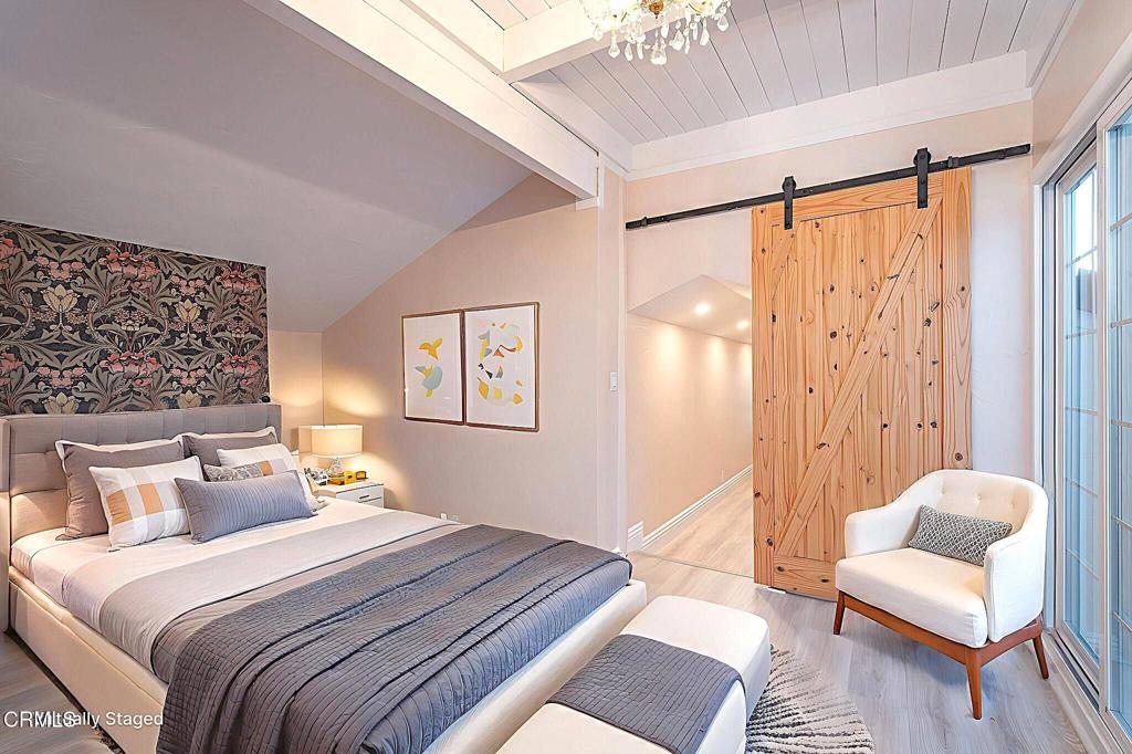 Pierpont/Ocean Front - 0276 - Residential