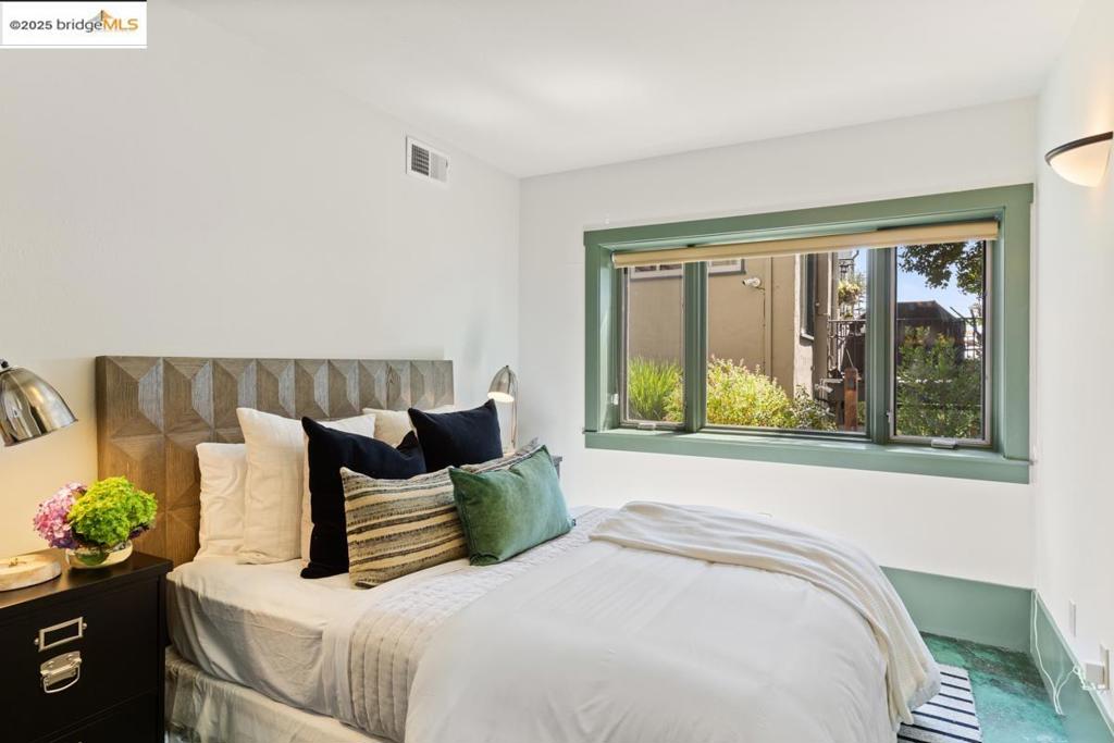 BERKELEY HILLS - Residential