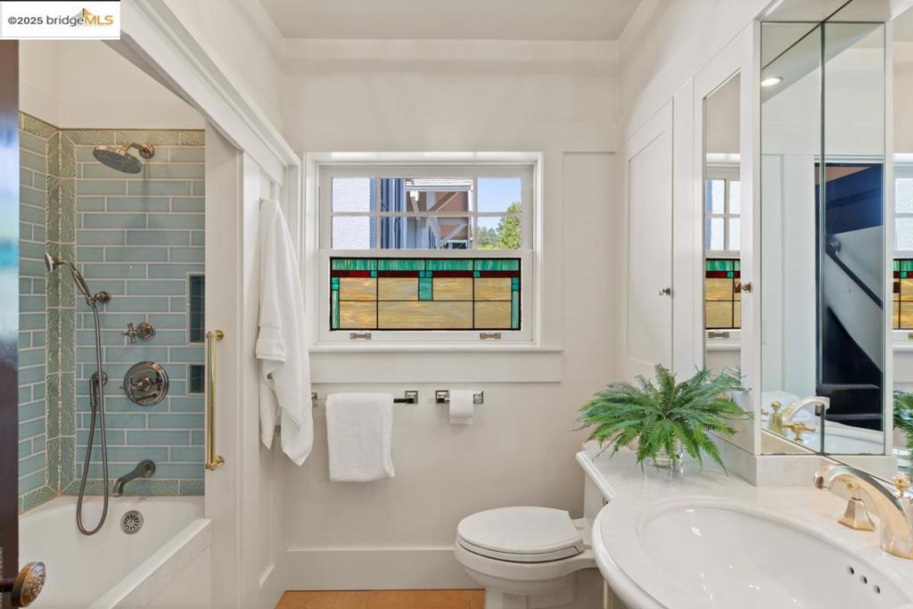 BERKELEY HILLS - Residential