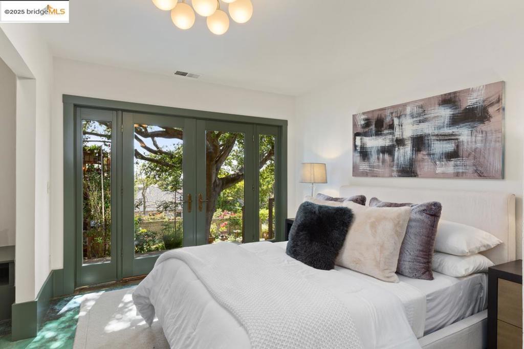 BERKELEY HILLS - Residential