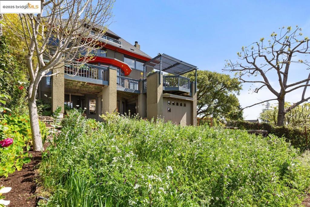 BERKELEY HILLS - Residential