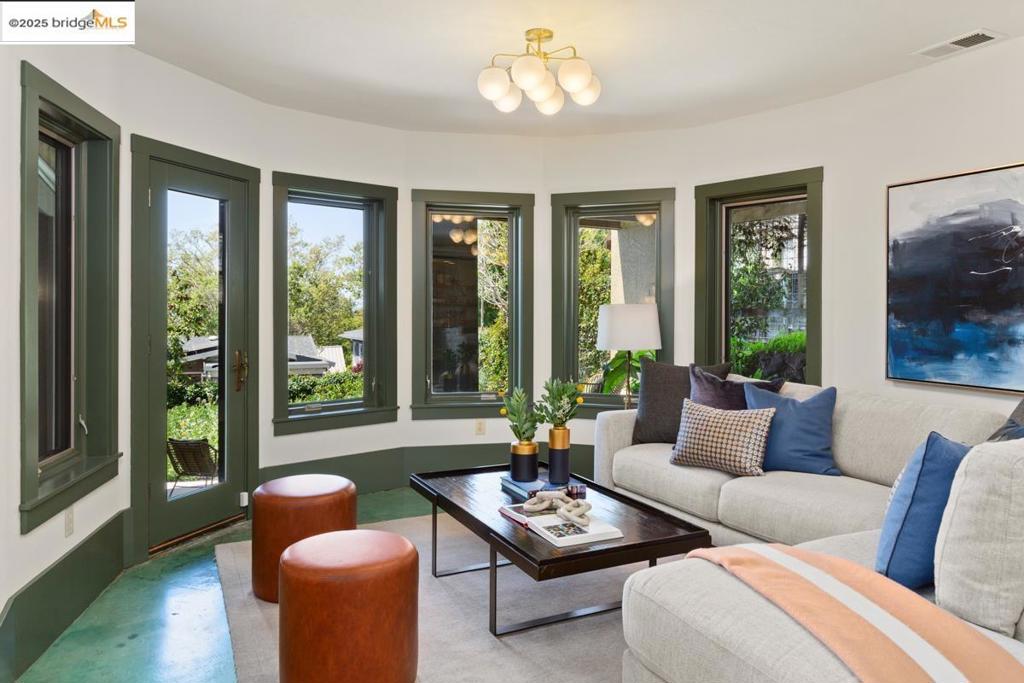 BERKELEY HILLS - Residential