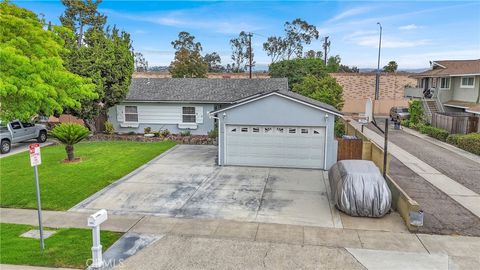 2501 Deodar st Santa Ana CA 92705