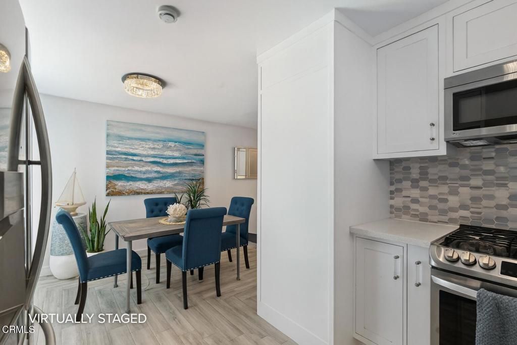 Photo of 17053 Roscoe Boulevard #6, Northridge, CA 91325 (MLS # V1-32231)