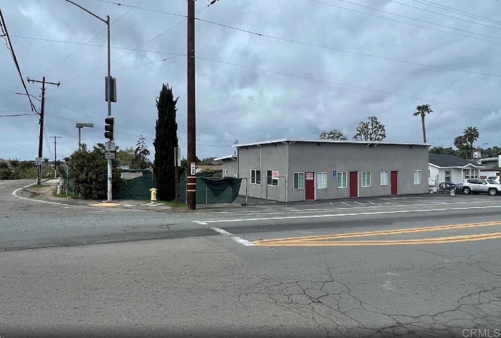 1990 S Santa Fe Avenue