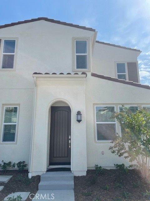 233 Denali Lake Forest CA 92630