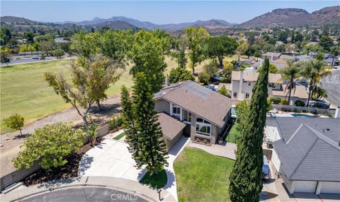 Photo of 672 Garland Court, Thousand Oaks, CA 91360 (MLS # SR26117391)