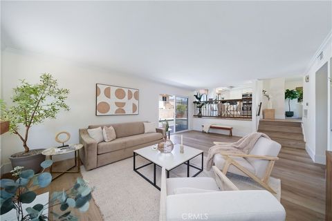 Tiny photo for 672 Garland Court, Thousand Oaks, CA 91360 (MLS # SR26117391)
