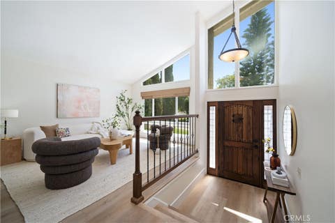 Tiny photo for 672 Garland Court, Thousand Oaks, CA 91360 (MLS # SR26117391)