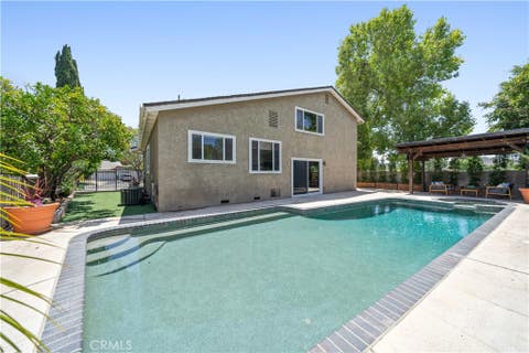 Tiny photo for 672 Garland Court, Thousand Oaks, CA 91360 (MLS # SR26117391)
