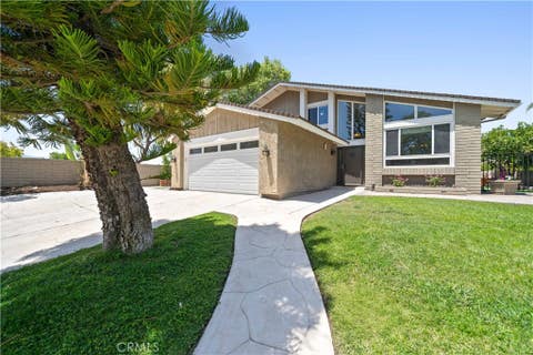 Tiny photo for 672 Garland Court, Thousand Oaks, CA 91360 (MLS # SR26117391)