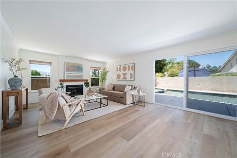 Tiny photo for 672 Garland Court, Thousand Oaks, CA 91360 (MLS # SR26117391)