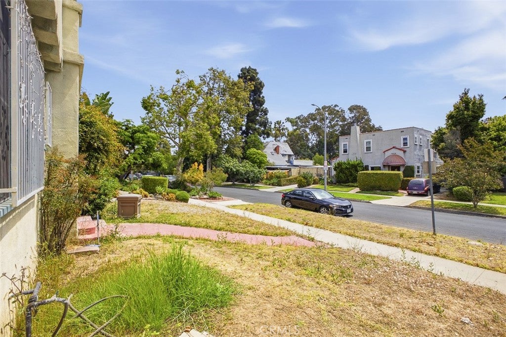 1259 S Orange Drive