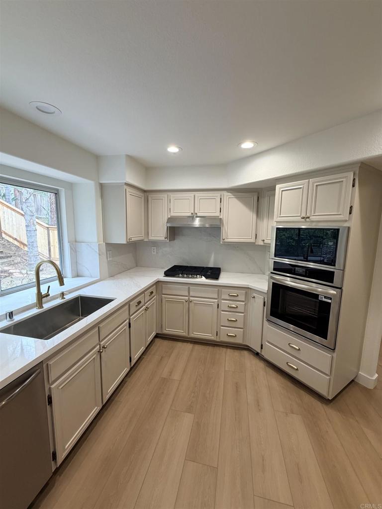 1847 Centennial Way