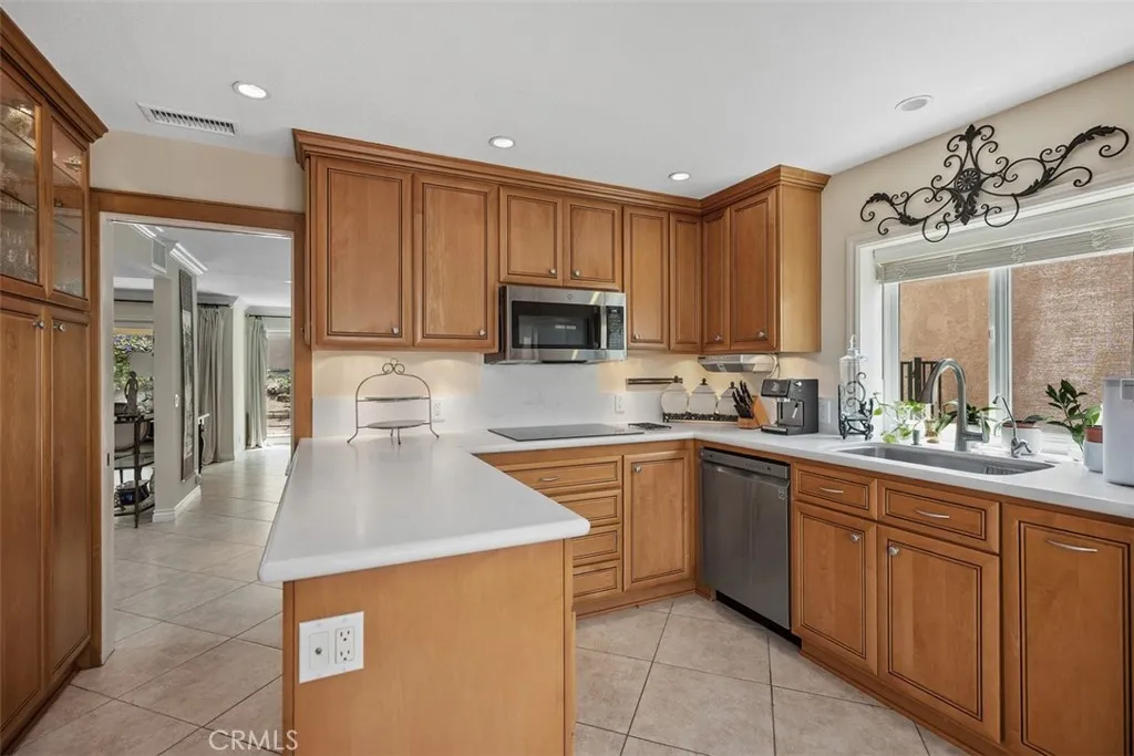 Laguna Niguel, California 92677, United States, 3 Bedrooms Bedrooms, ,3 BathroomsBathrooms,Residential,Active,186224