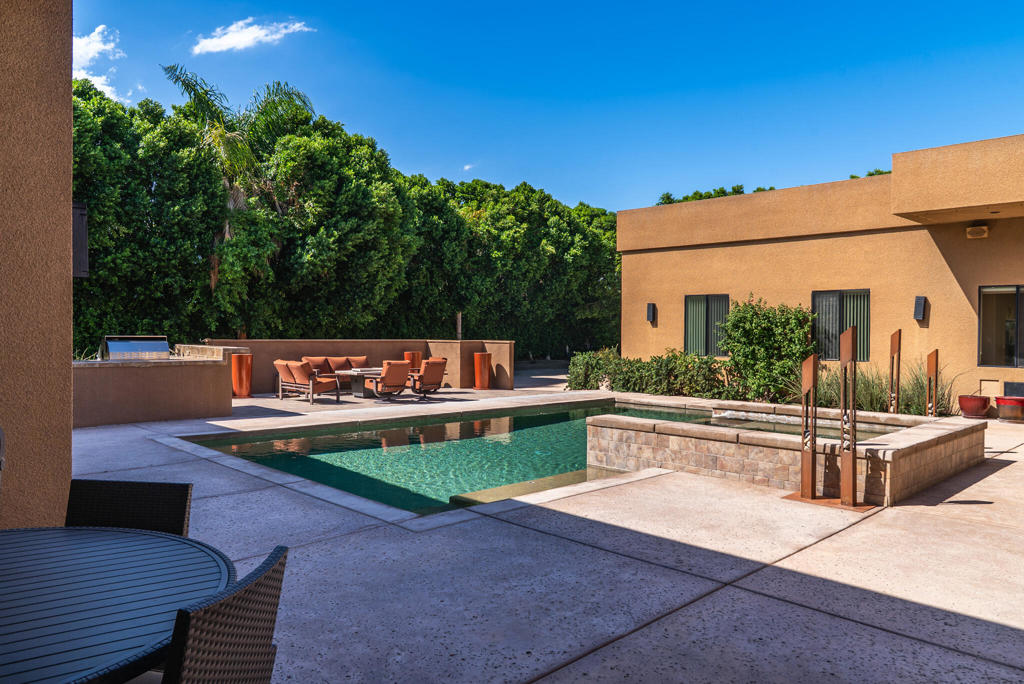 Rancho Clancy Estate - Residential