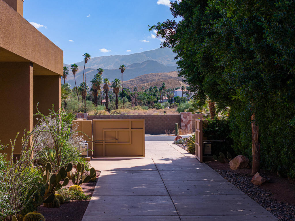 Rancho Clancy Estate - Residential