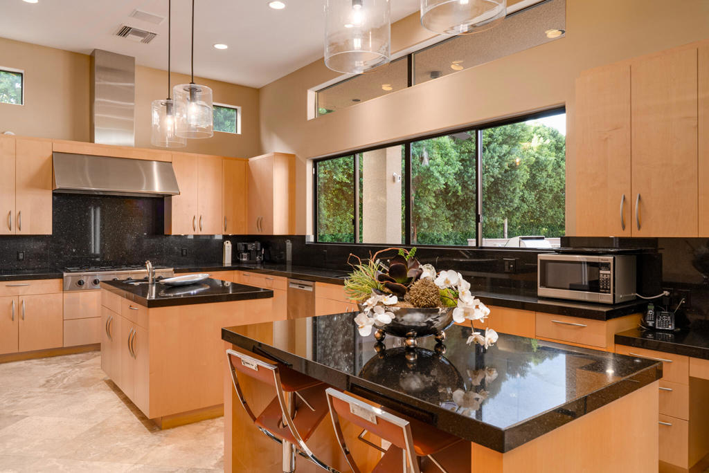 Rancho Clancy Estate - Residential