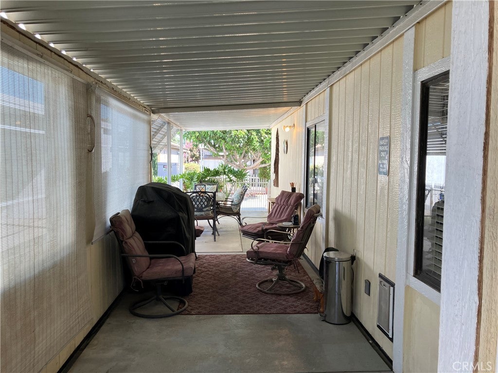 1250 N Kirby Street 97