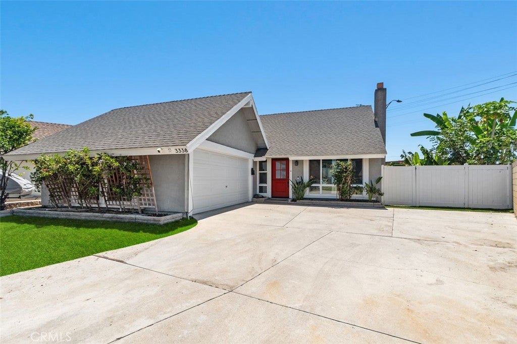 3338 E Radcliffe AVE, Anaheim CA 92806