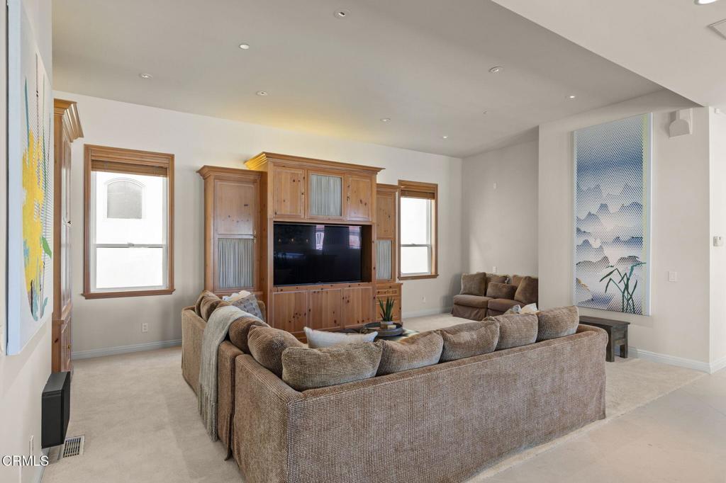 Oxnard Shores 01 - 127701 - Residential